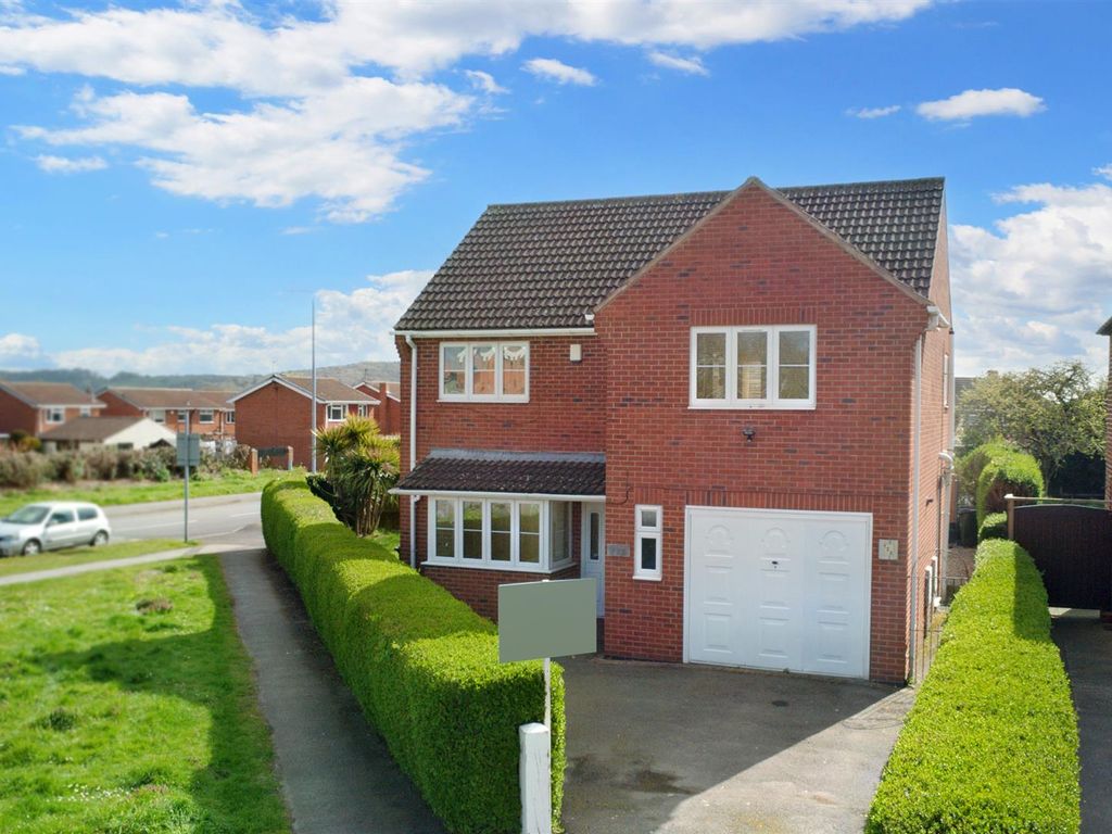 3 bed detached house for sale in Mansfield Lane, Calverton, Nottingham
