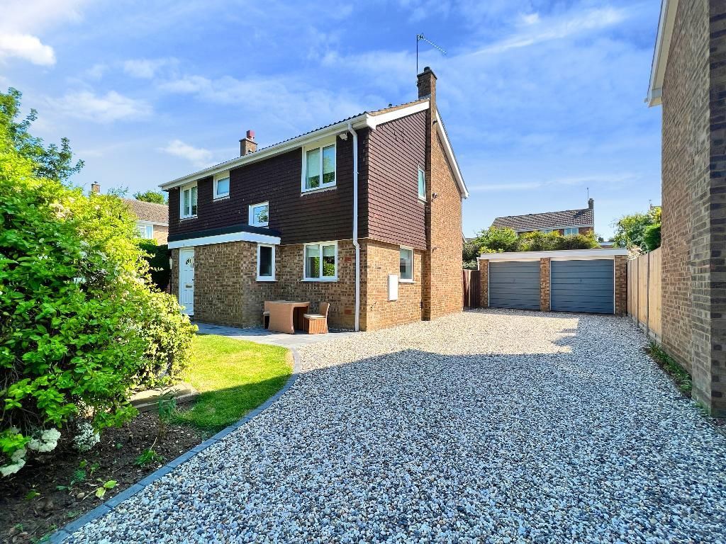 4 bed detached house for sale in Nursery Gardens, Bedford MK41 Zoopla