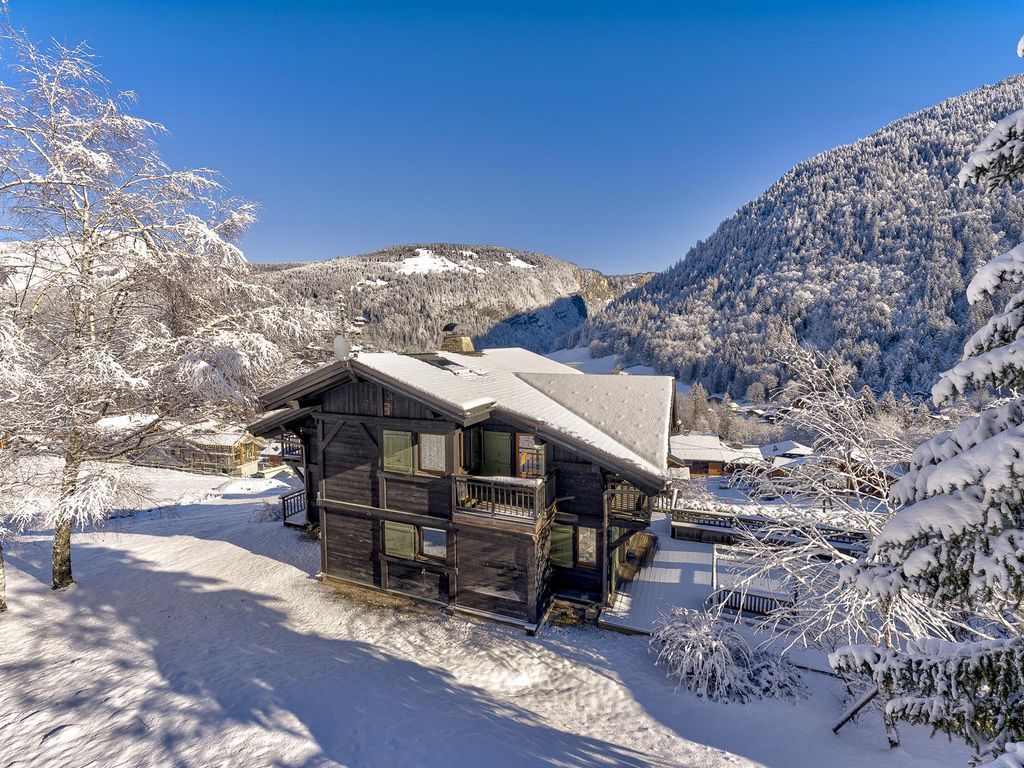 5 bed chalet for sale in Morzine, HauteSavoie, RhôneAlpes, France, £