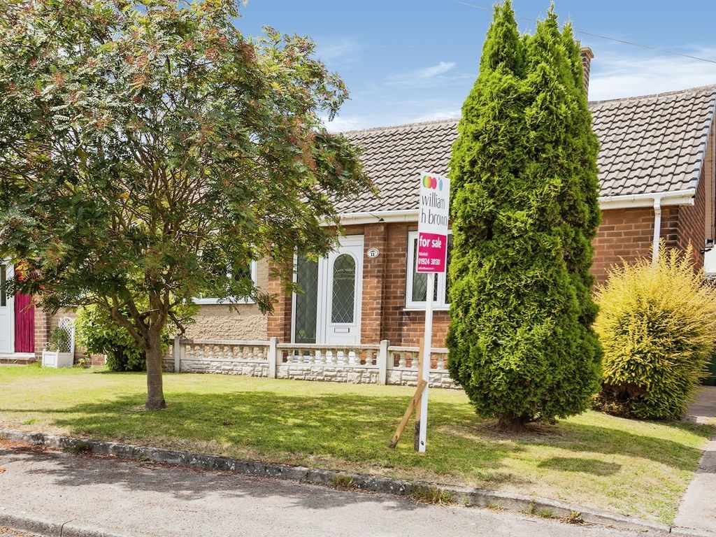 2 bed semidetached bungalow for sale in Brunswick, Ryhill, Wakefield
