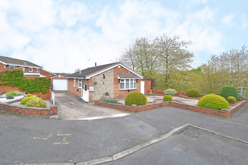 2 bed detached bungalow for sale in Woodkirk Close, Fegg Hayes, Stoke