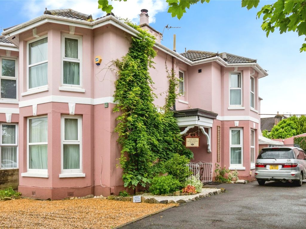4 bed semidetached house for sale in Anglesea Road, Southampton