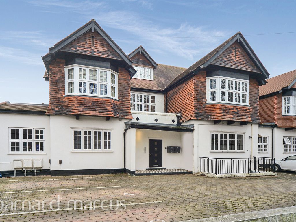 2 bed flat for sale in Overton Road, Sutton SM2, £375,000 Zoopla