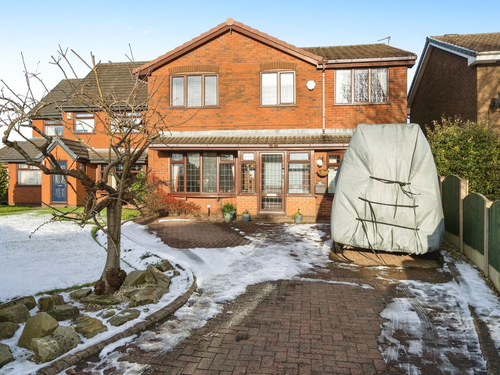6 bed detached house for sale in Captain Lees Road, Westhoughton