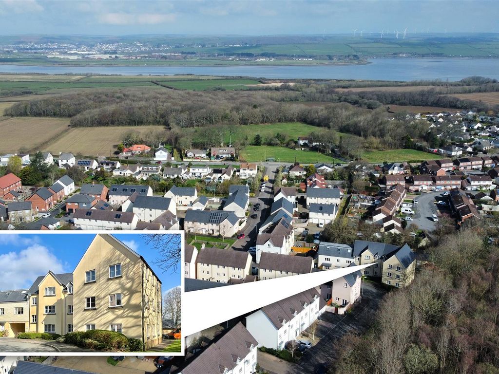 2 bed flat for sale in Sampson's Plantation, Fremington, Barnstaple