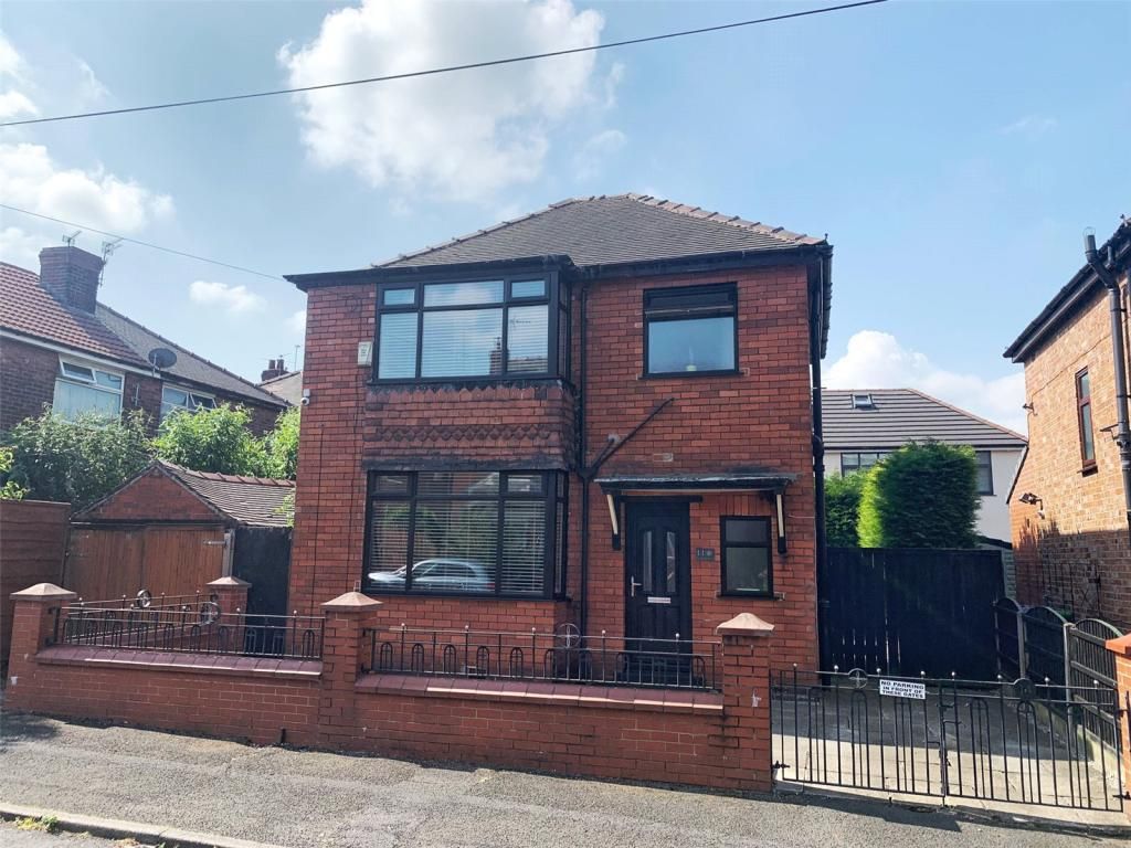 3 bed detached house for sale in Woodleigh Street, Manchester M9, £