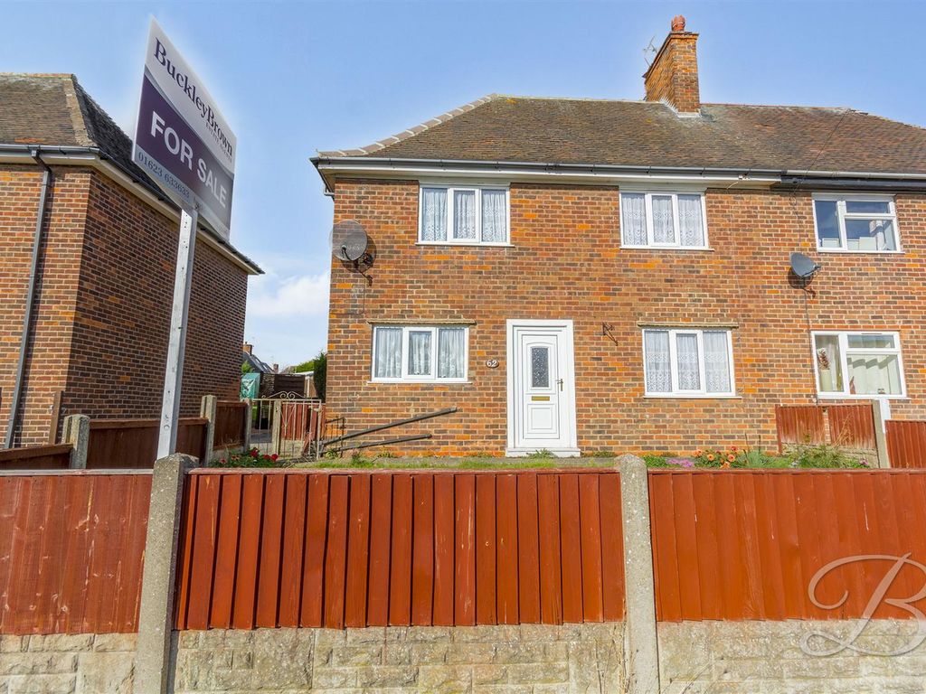 3 bed semidetached house for sale in Second Avenue, Edwinstowe