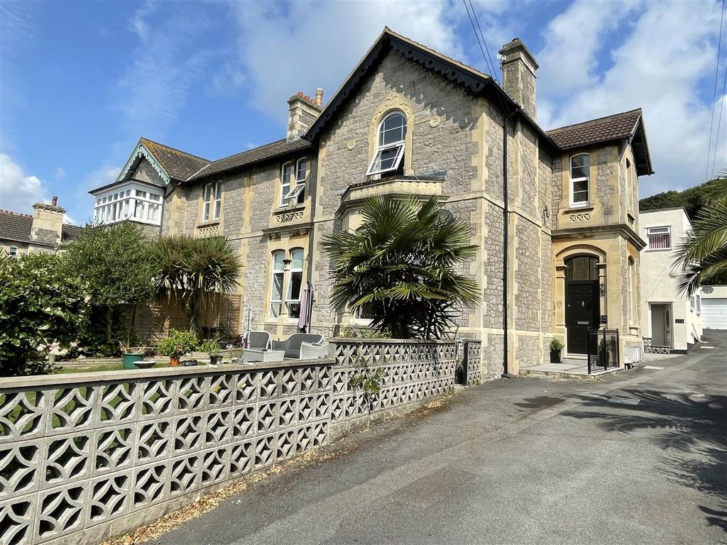 3 bed flat for sale in Bristol Road Lower, WestonSuperMare BS23 Zoopla