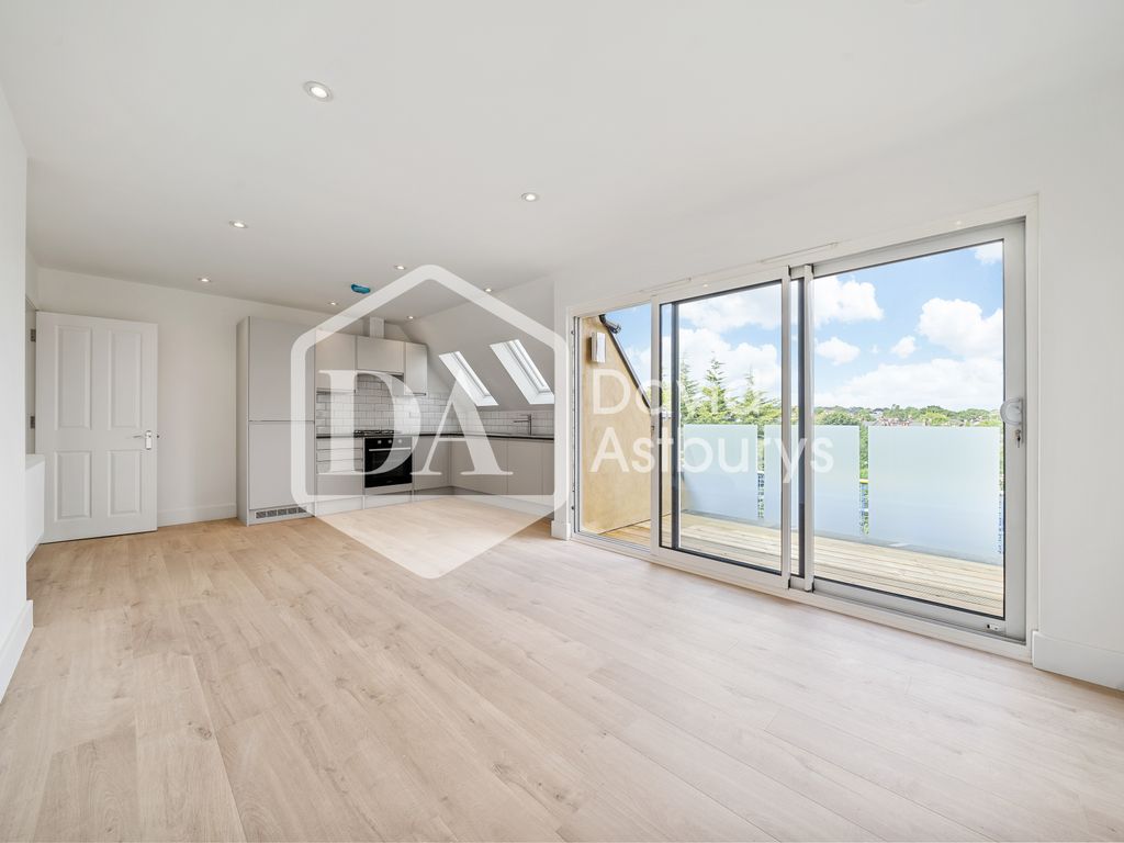 2 bed flat to rent in Palmerston Road, Bounds Green, London N22 Zoopla