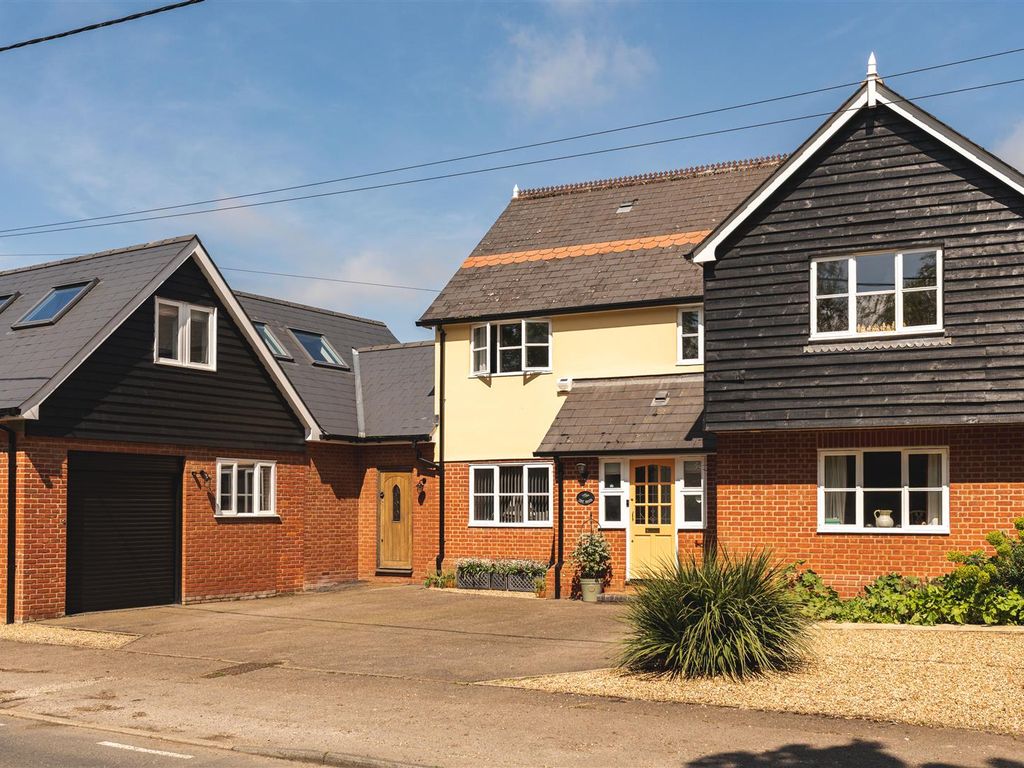 7 bed detached house for sale in Walden Road, Sewards End, Saffron