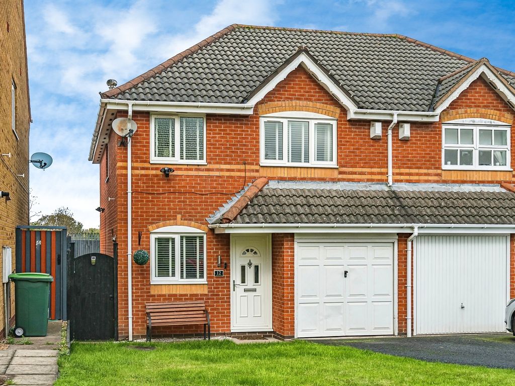 3 bed semidetached house for sale in John Howell Drive, Tipton DY4, £