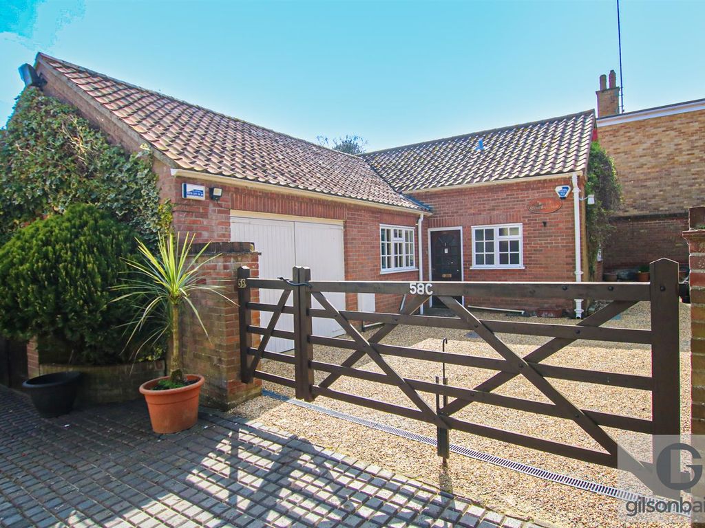 2 bed detached bungalow for sale in Bracondale, Norwich NR1 Zoopla