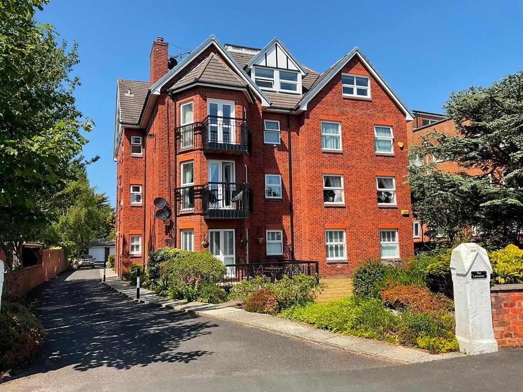 3 bed flat for sale in Lancaster Road, Birkdale, Southport PR8, £249,950 Zoopla