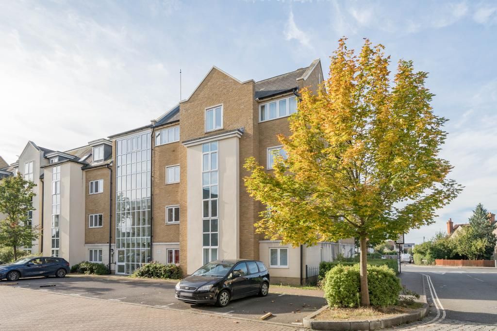 2 bed flat for sale in Cowley, Oxfordshire OX4, £350,000 Zoopla