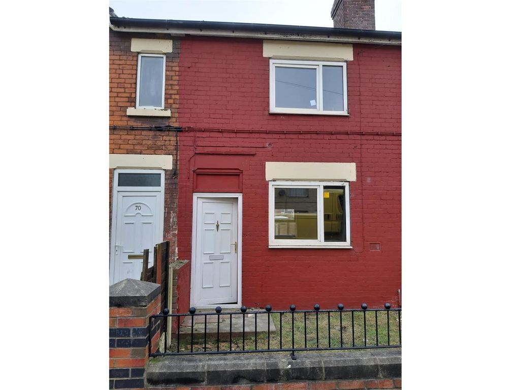 3 bed terraced house for sale in Staveley Street, Edlington, Doncaster