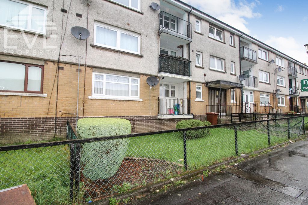 2 bed flat to rent in Glentore Quadrant, Airdrie ML6, £650 pcm Zoopla