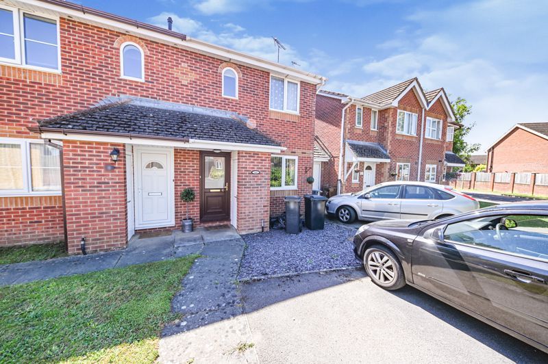 2 bed property to rent in Lowland Road, Denmead, Waterlooville PO7 Zoopla