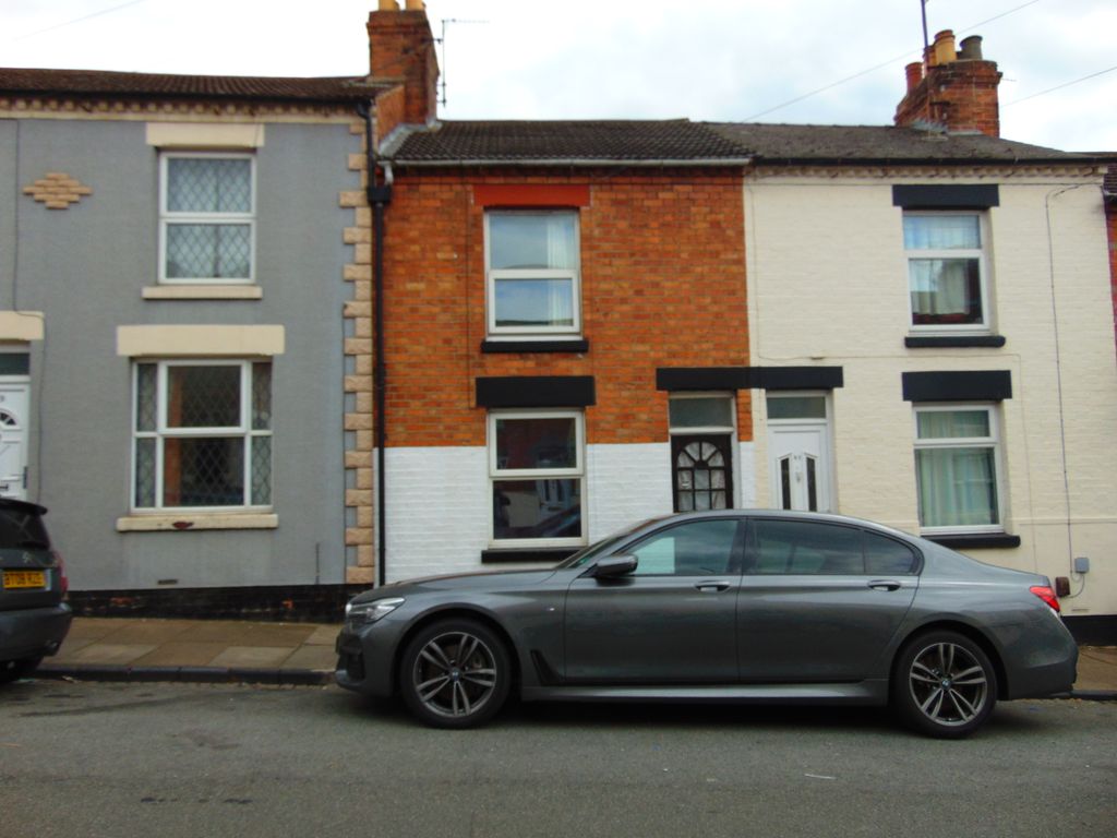 3 bed terraced house to rent in Salisbury Street, Northampton NN2 Zoopla
