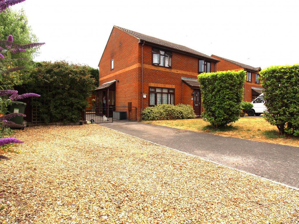 2 bed semidetached house for sale in Albany Gardens, Hamworthy, Poole