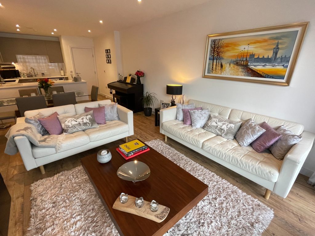 Canonbury Road, London N1  