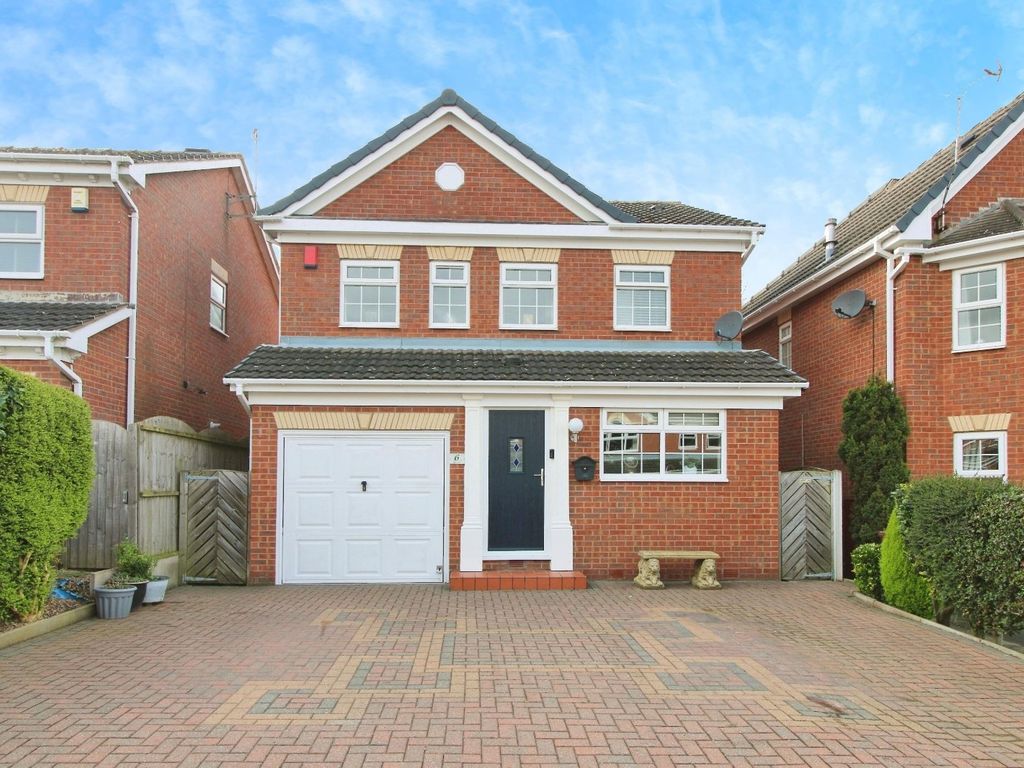 4 bed detached house for sale in Green Row, Methley, Leeds, West Yorkshire LS26, £365,000 Zoopla