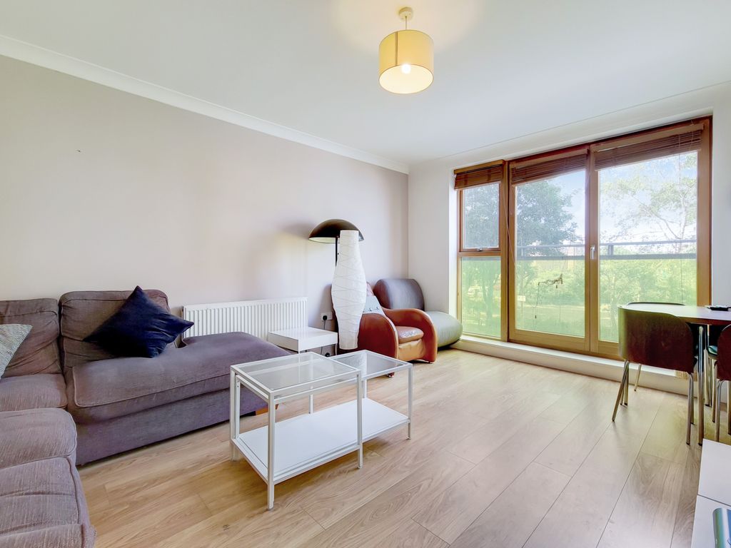 3 bed flat for sale in 2630 Southgate Road, De Beauvoir, London N1