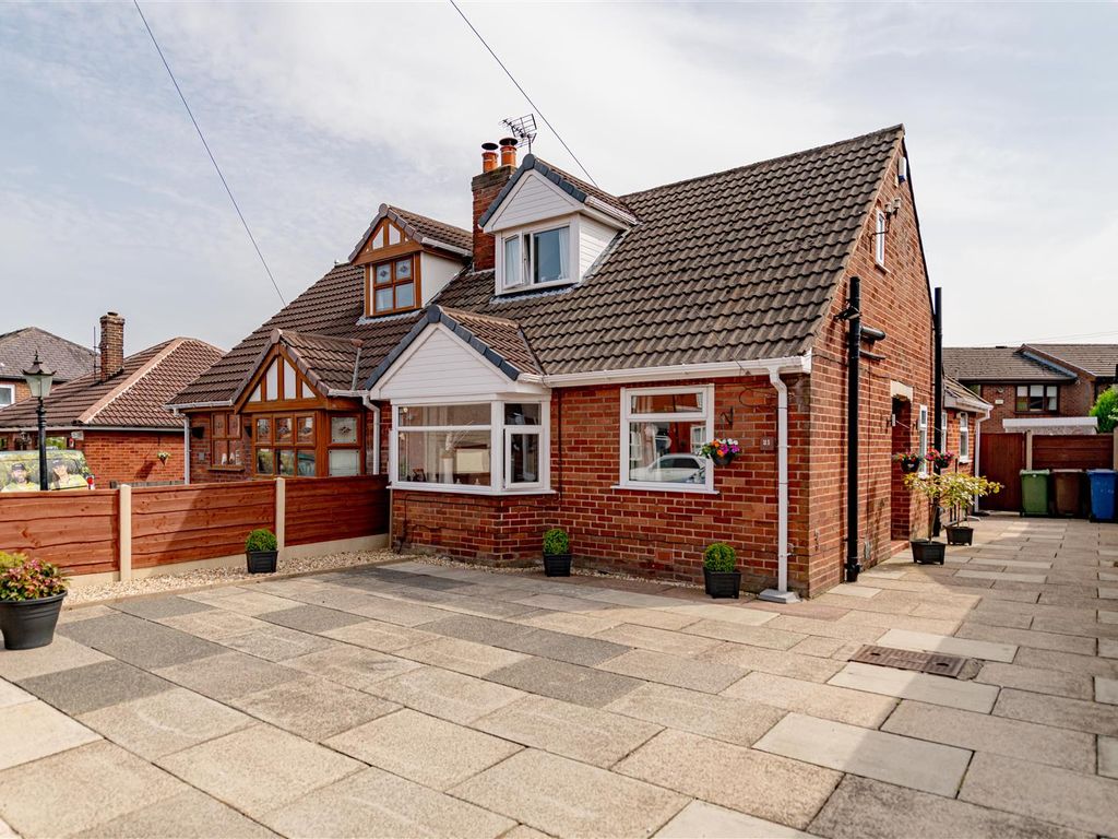 3 bed semidetached bungalow for sale in Tyldesley Old Road, Atherton
