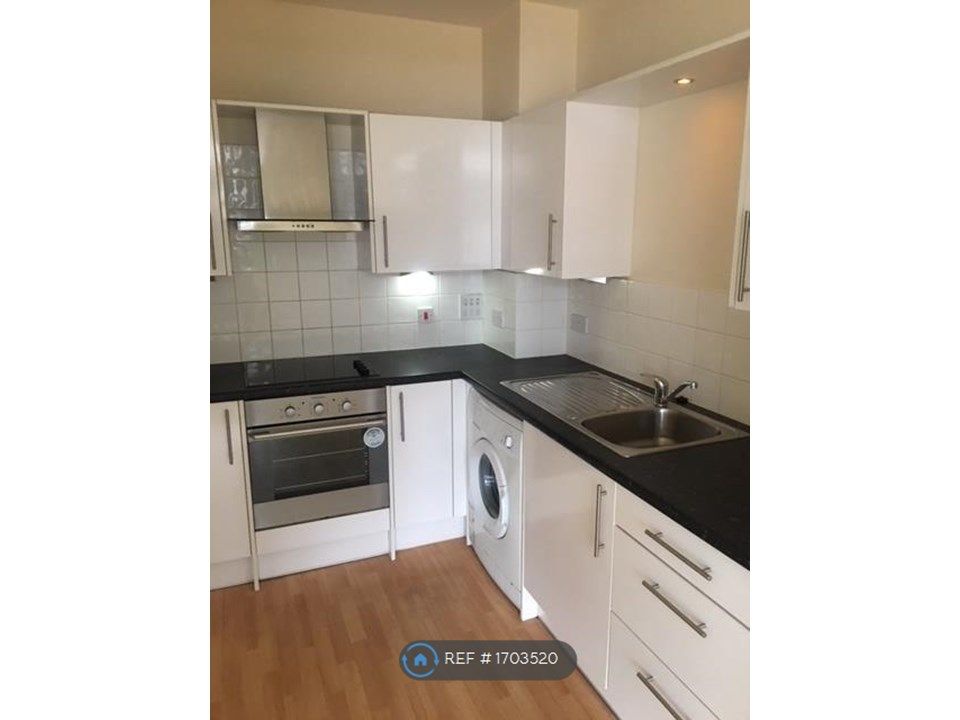2 bed flat to rent in Shirley Road, Southampton SO15 Zoopla
