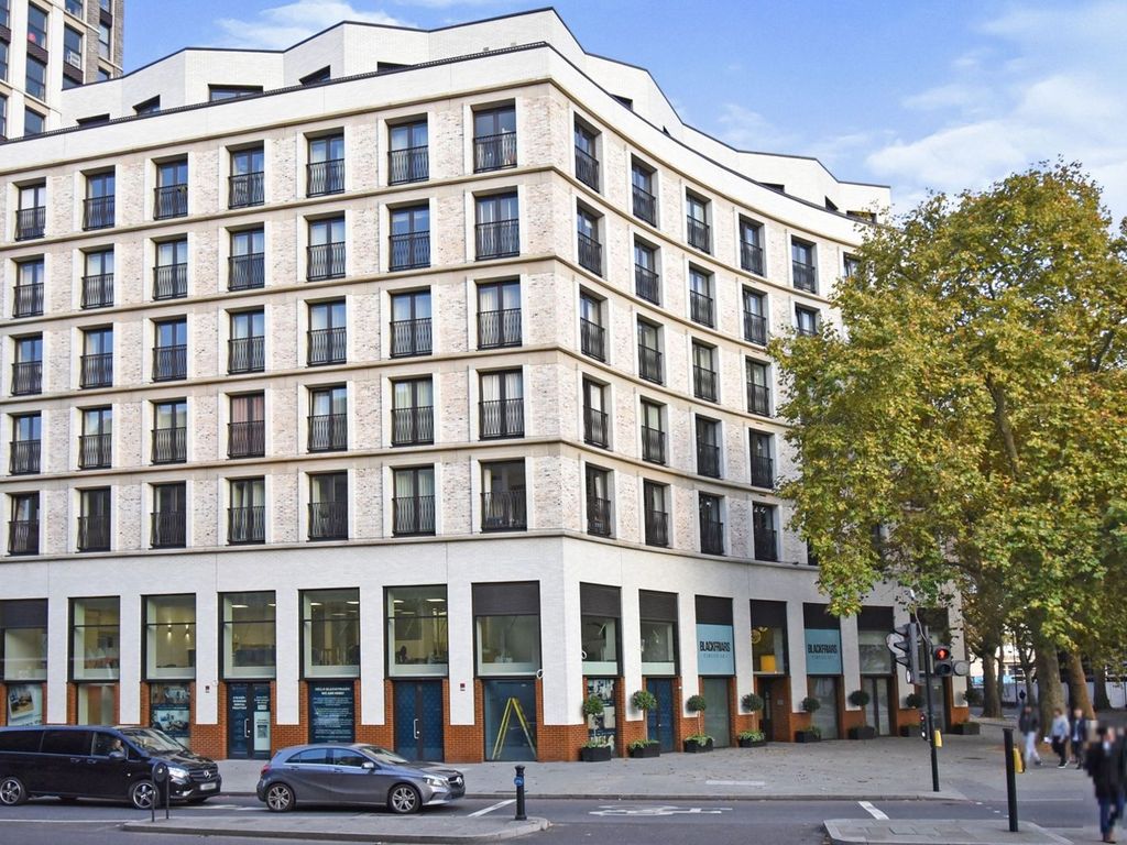 10 St. Georges Circus, Southwark SE1  