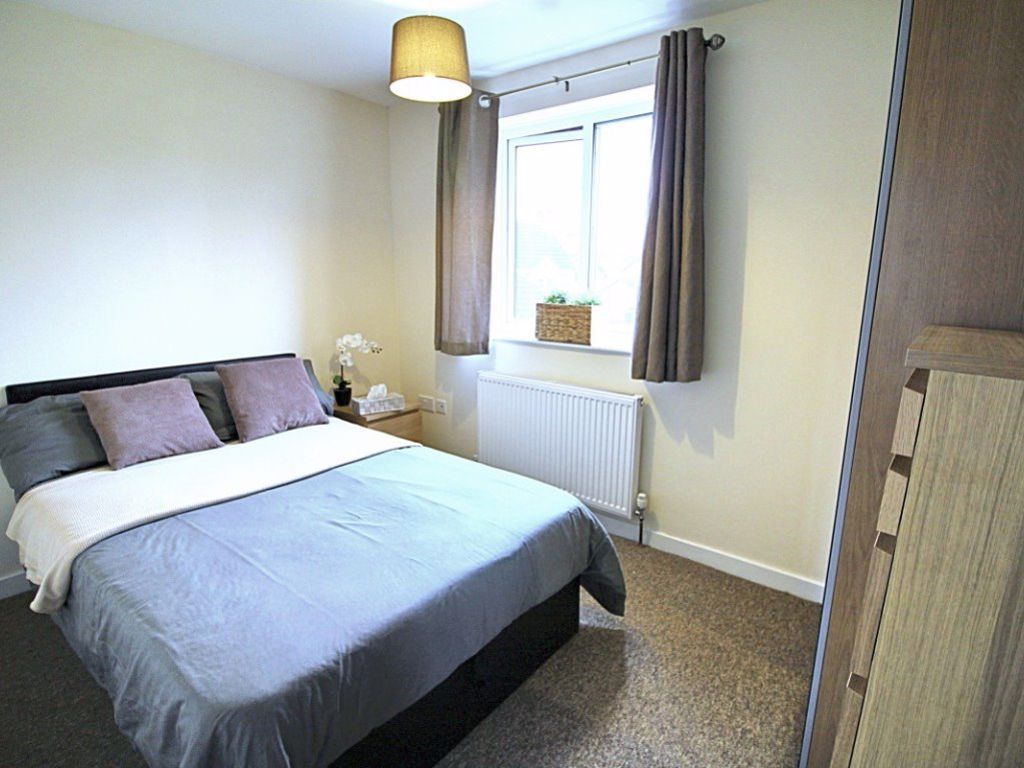 Room to rent in Rm 3, Thames Road, Wellingborough NN8 Zoopla