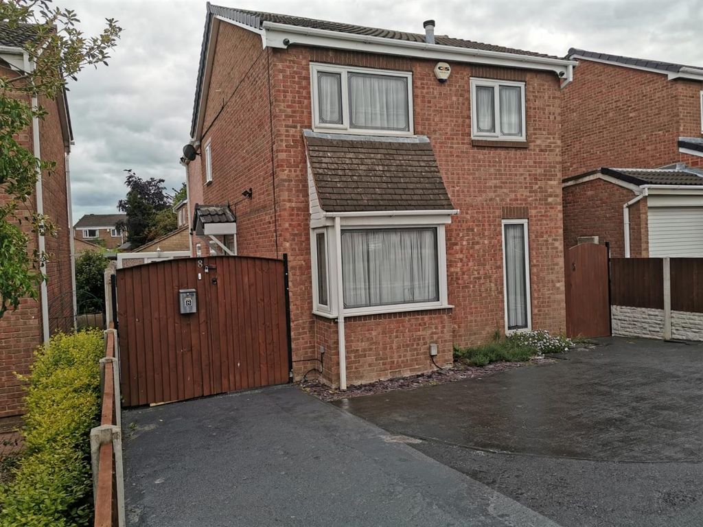 4 bed detached house to rent in Fountains Way, Wakefield WF1, £1,200