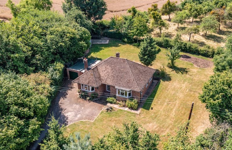 3 bed detached bungalow for sale in Portway, Burghill, Hereford HR4