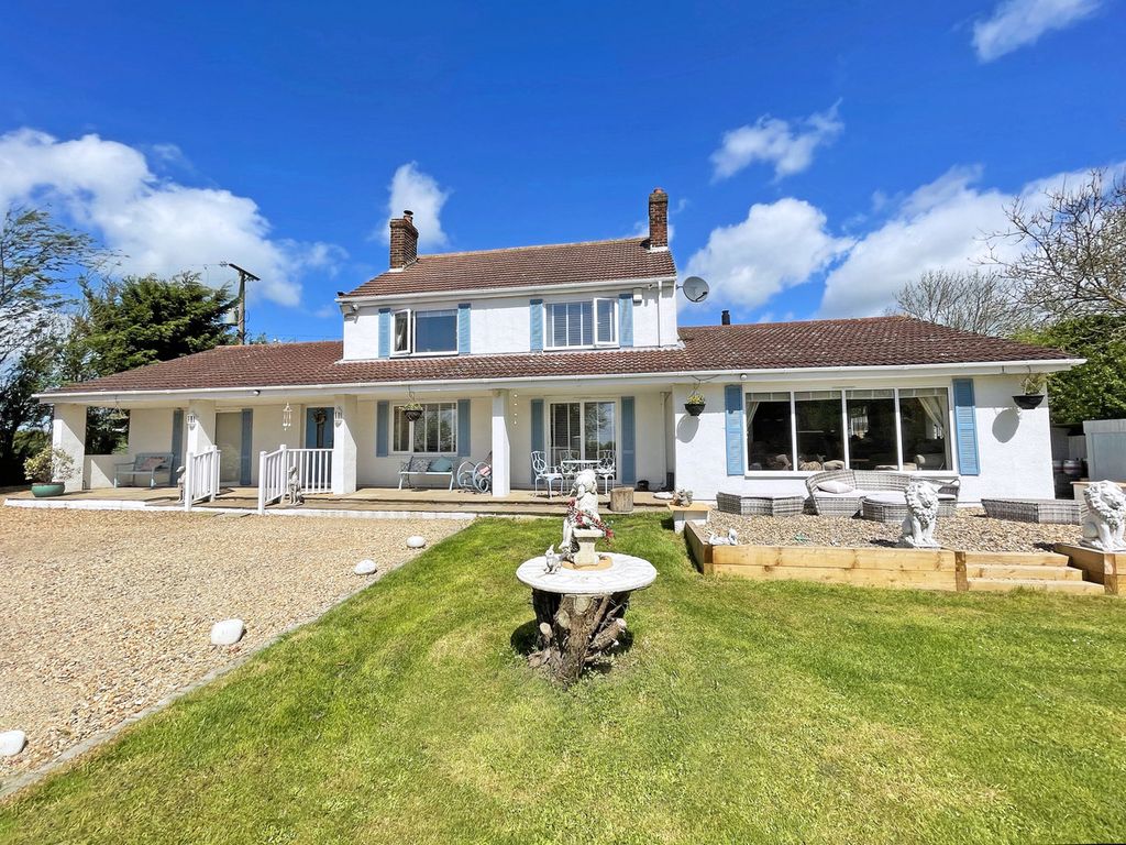 7 bed country house for sale in Woodside Farm, Thorpe Thewles TS21 Zoopla