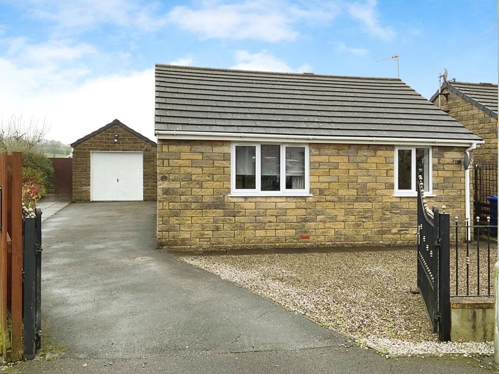 3 bed bungalow for sale in Craven View, Earby, Barnoldswick, Lancashire