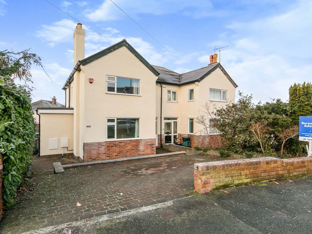 3 bed semidetached house for sale in Tan Y Bryn Road, LlandrilloYn