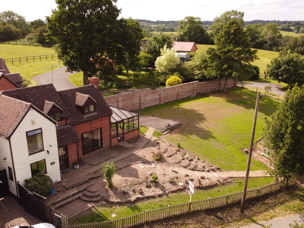 3 bed equestrian property for sale in High Cross, Shrewley CV35 Zoopla