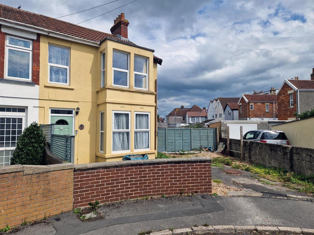 4 bed semidetached house for sale in Rosedale Avenue, WestonSuper