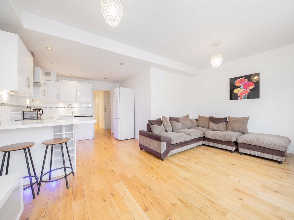 1 bed flat for sale in Shepherds Bush Road, London W6 Zoopla