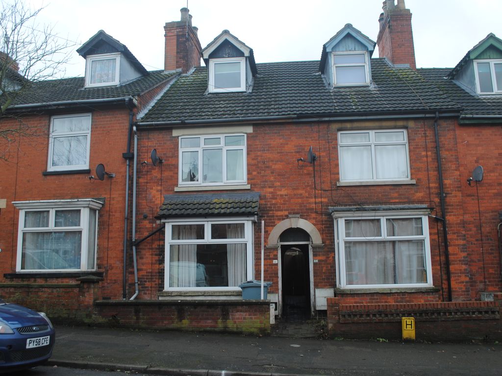 4 bed terraced house to rent in Houghton Road, Grantham NG31, £850 pcm