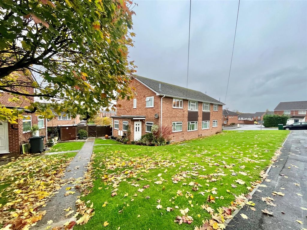 2 bed for sale in Hendingham Close, Tuffley, Gloucester GL4