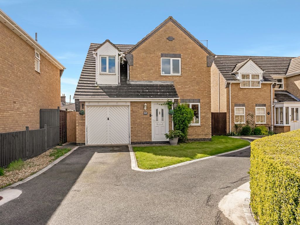 4 bed detached house for sale in Warren Croft, Sawtry, Huntingdon PE28