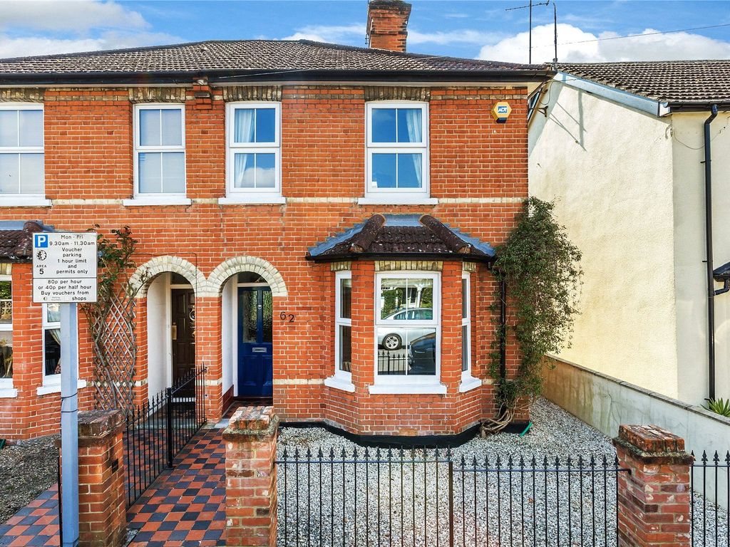 4 bed semidetached house for sale in Woking, Surrey GU21 Zoopla