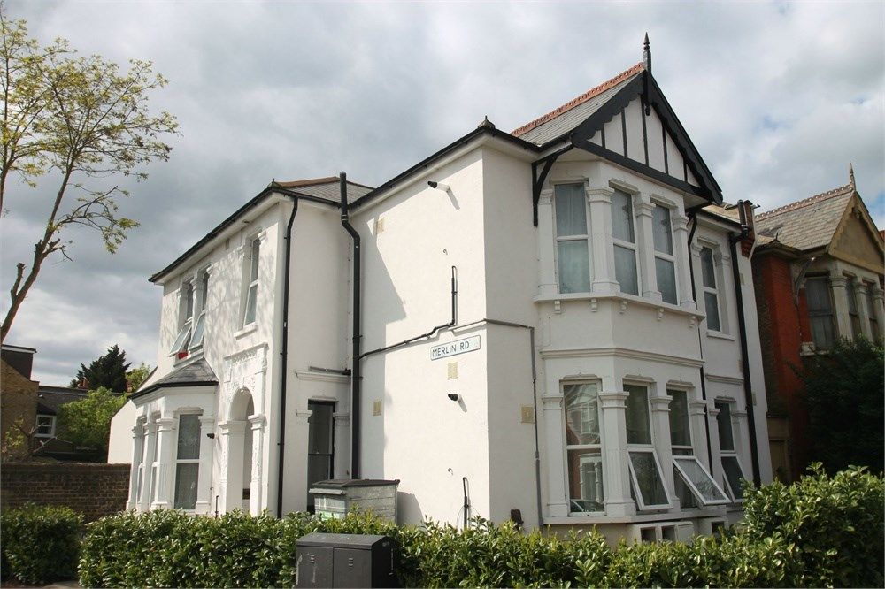 1 bed flat to rent in Wanstead Park Avenue, Aldersbrook E12 Zoopla