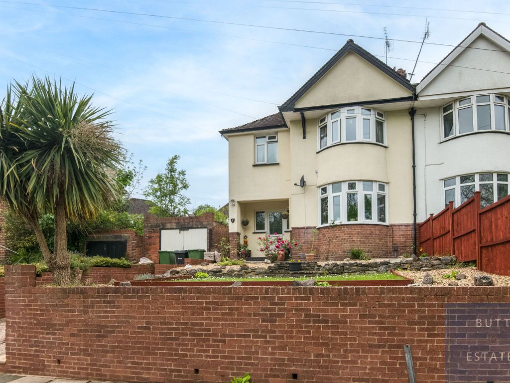 3 bed semidetached house for sale in Vaughan Road, Exeter EX1, £