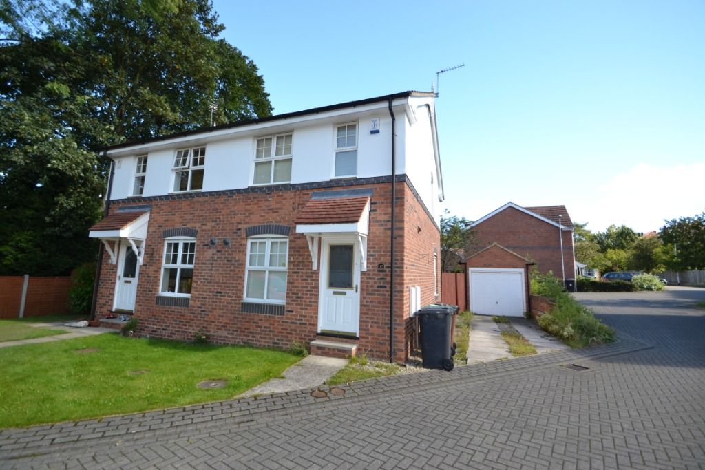 3 bed semidetached house to rent in Meadow Walk, Chapel Allerton
