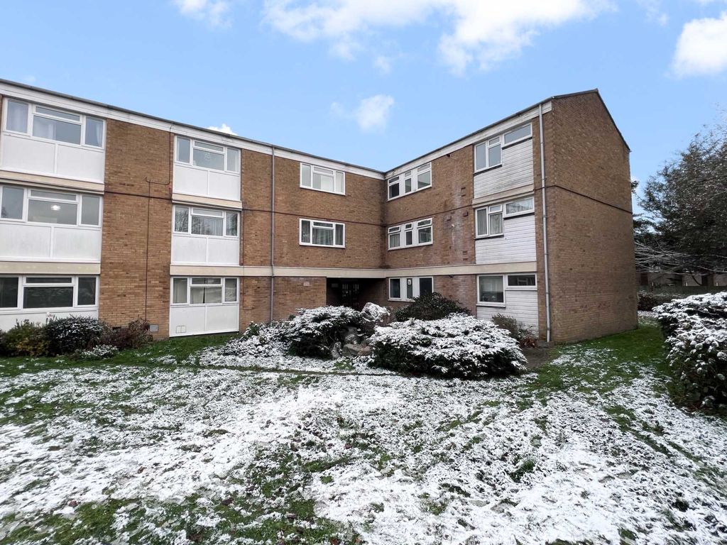 2 bed flat for sale in Cunworth Court, Bracknell RG12 Zoopla