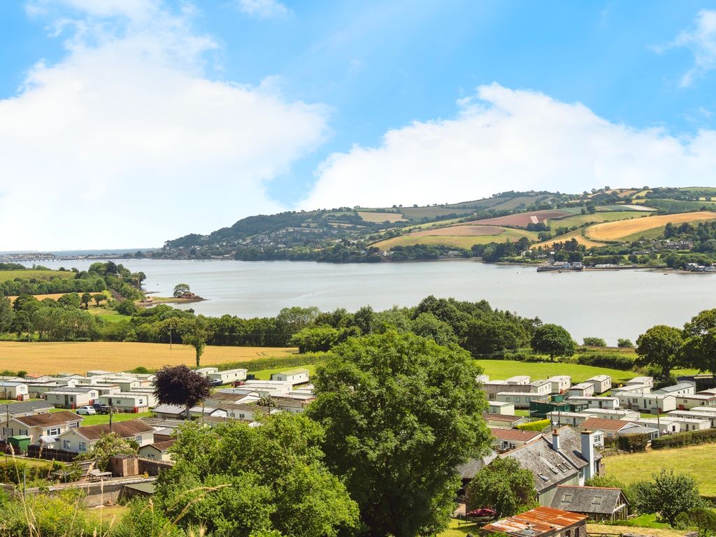 2 bed property for sale in Meadow View, Newton Road,