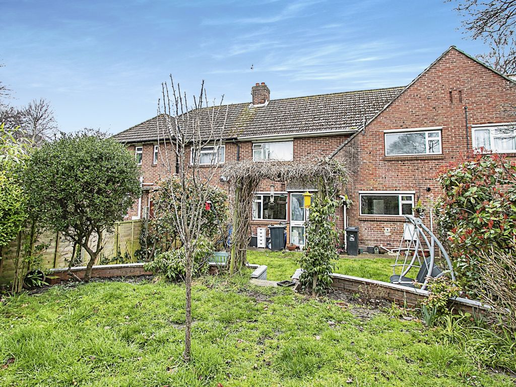 3 bed terraced house for sale in Alder Road, Poole BH12 Zoopla