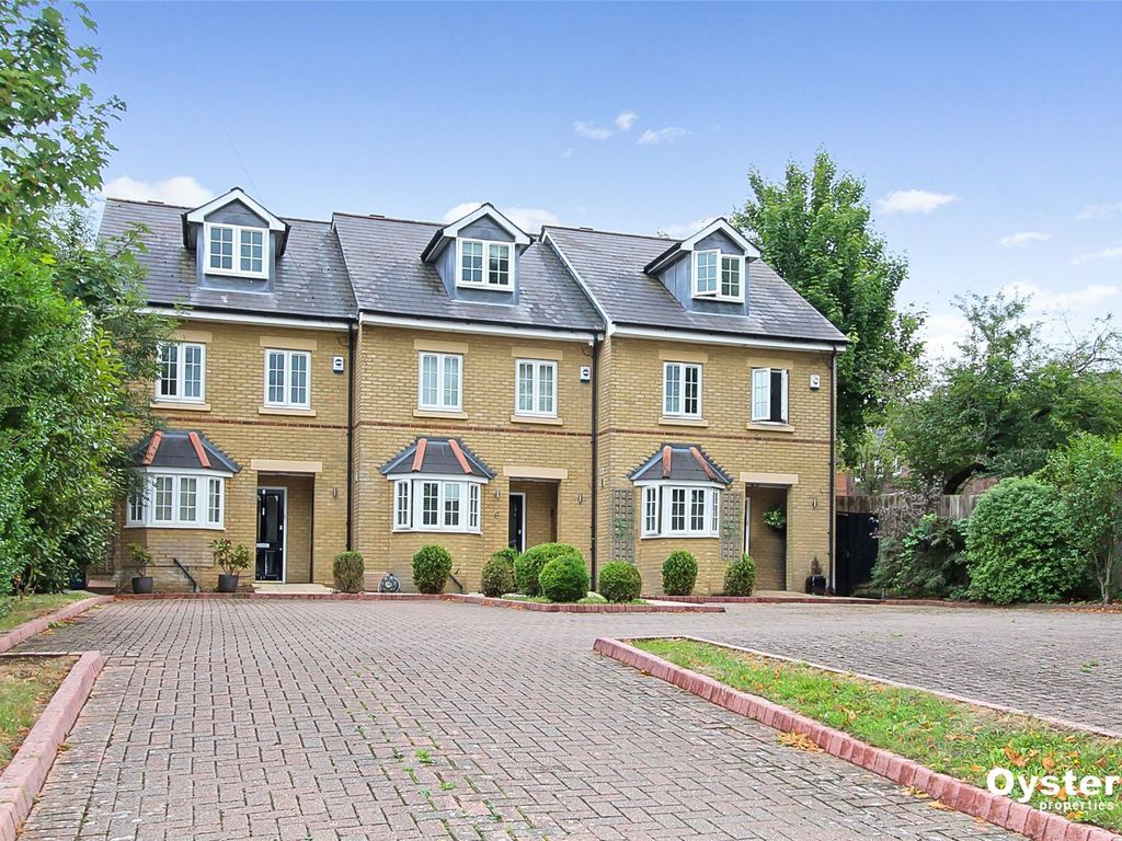 Arundel Drive, Borehamwood, Hertfordshire WD6
