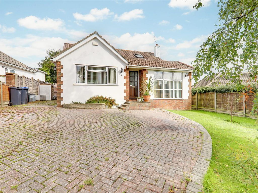 3 bed property for sale in Hayling Rise, Worthing BN13, £575,000 Zoopla